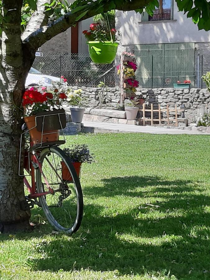 Villa Grange Voutee Avec Jardin Mane  Exterior foto
